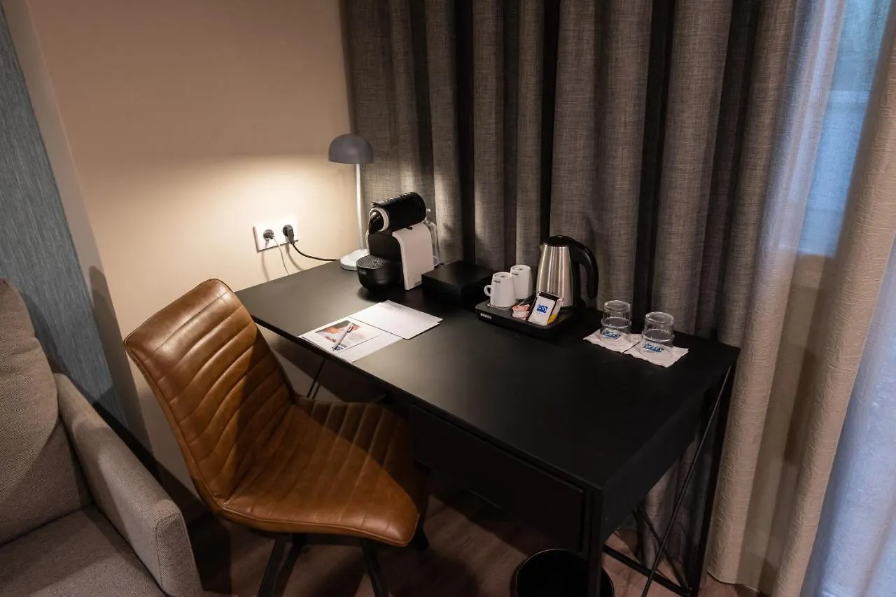 Atenea Rekord Suites Barcelona Spanien