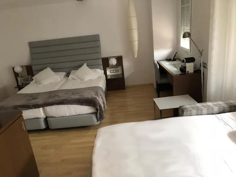 Atenea Rekord Suites Βαρκελώνη 4*,  Ισπανία
