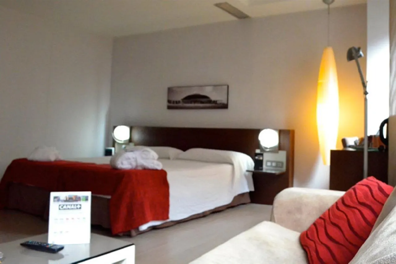 Atenea Rekord Suites Βαρκελώνη Ξενοδοχείο